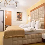מלון Razelm Luxury יורילובקה