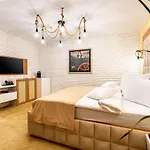 Razelm Luxury יורילובקה