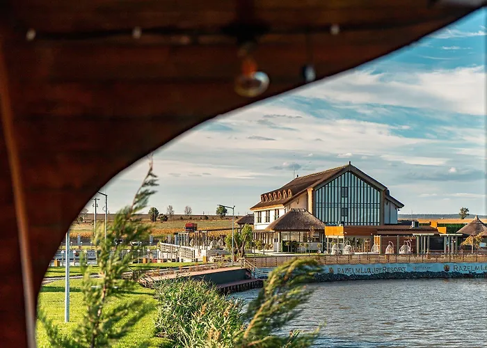 Razelm Luxury מלון 4*